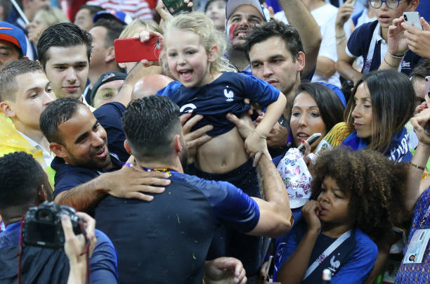 近照揭示篮 近照揭示篮