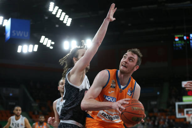 可能成为媒 可能成为媒